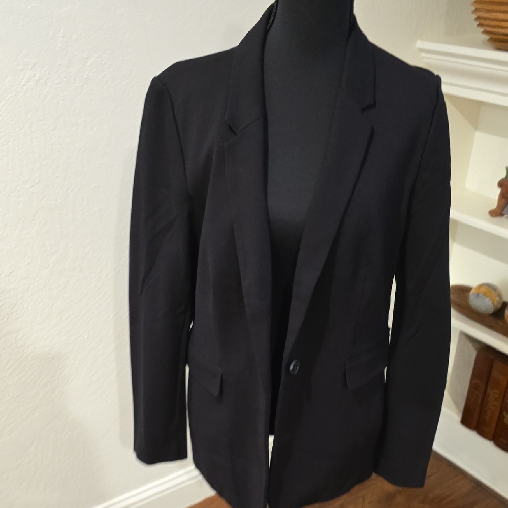 DKNY Elegant Black Blazer